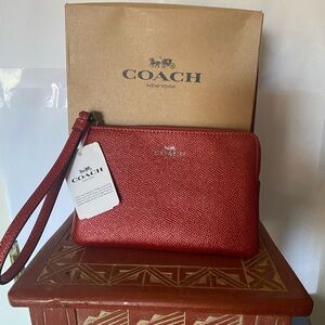 Coach F21070 Red Metallic Leather Small Zip Wristlet NWT In Box MSRP $75